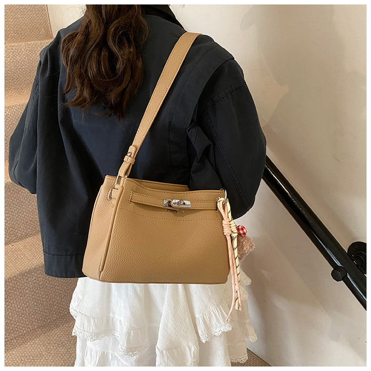 Casual large capacity solid color shoulder bag, lock design versatile underarm women's bag