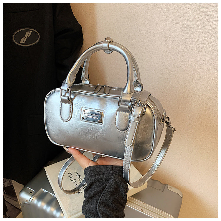 High-quality textured bowling handbag, fashionable commuter messenger bag