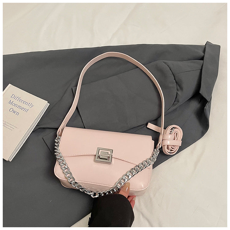 High-grade chain design underarm women's bag, fashionable and versatile shoulder messenger bag
