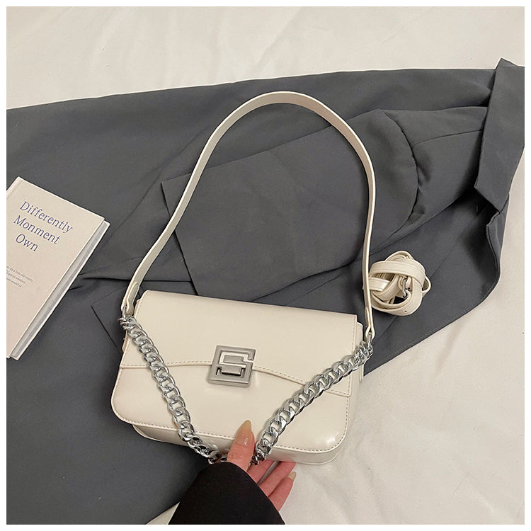 High-grade chain design underarm women's bag, fashionable and versatile shoulder messenger bag
