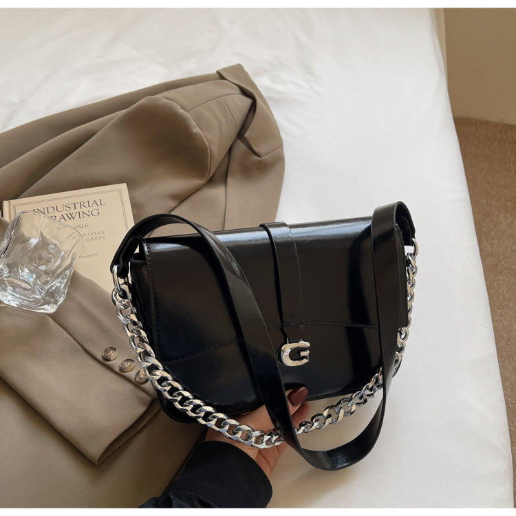 Fashion chain design bag, high-end all-match small square bag, commuter messenger bag