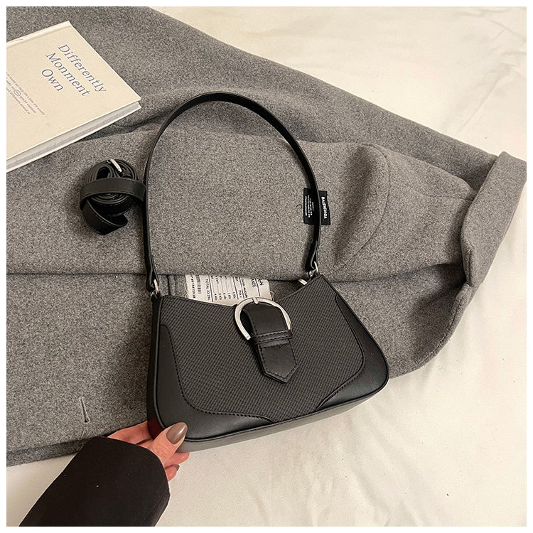 Trendy and fashionable retro handbags, high-end contrast color design underarm bags, casual shoulder messenger bags