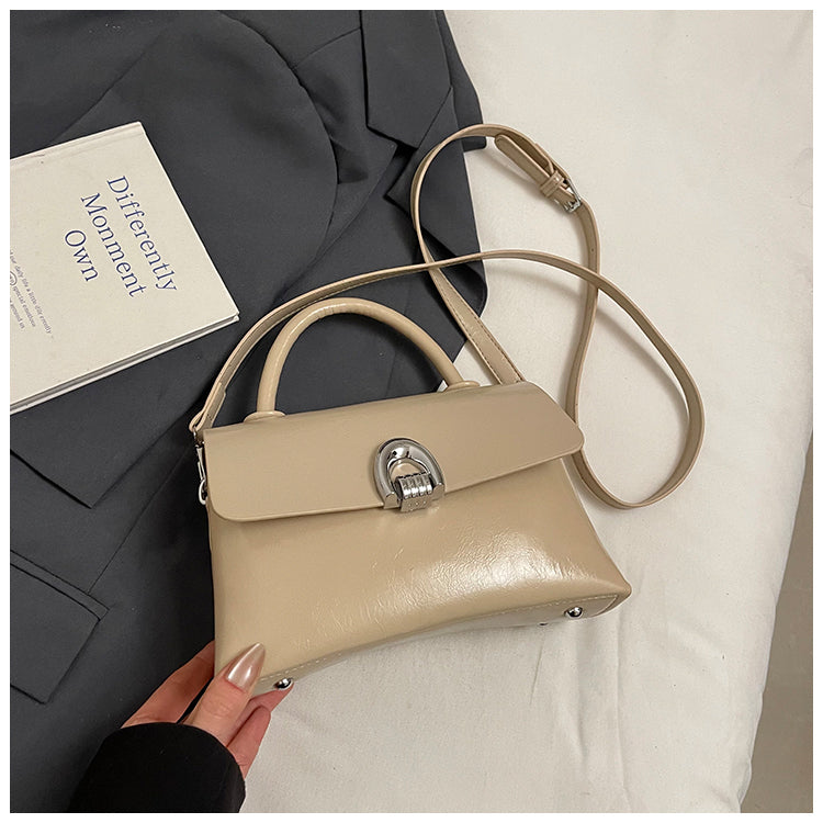 High-end retro small square handbag, new versatile shoulder and crossbody women's bag