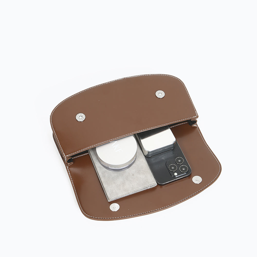 Fashionable and versatile PU bag, simple and elegant single-shoulder messenger bag with magnetic design