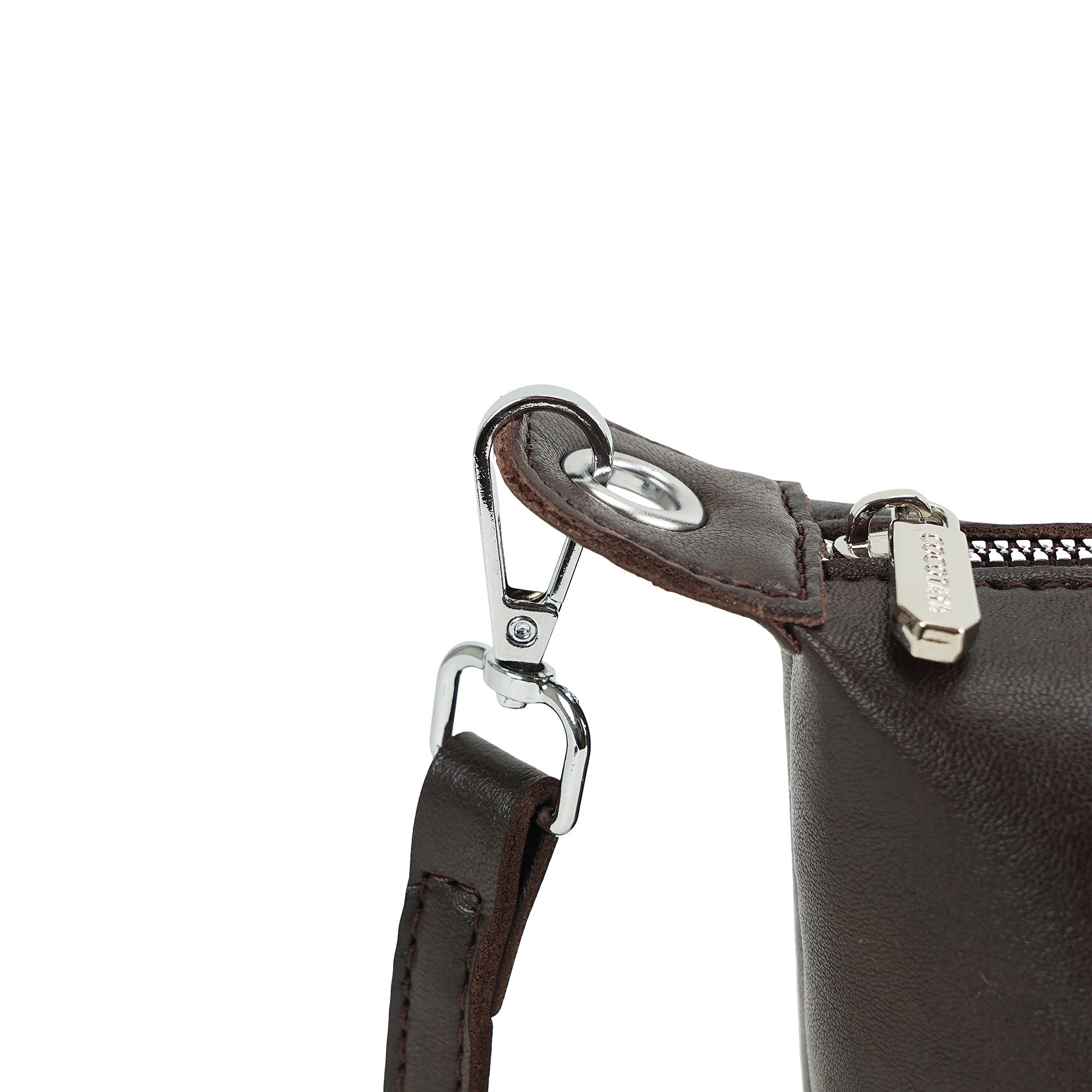 (cocotaya)Classic flap mini handbag, versatile PU bag that can be worn crossbody.
