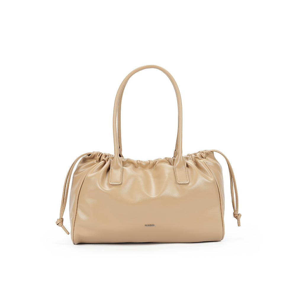 (COCOTAYA)Stylish and versatile leather drawstring tote bag with frosted finish.