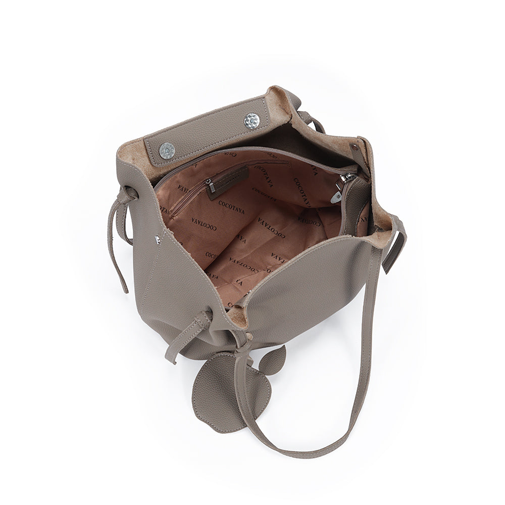 (COCOTAYA)Soft leather solid color simple shoulder bag fashionable and versatile large capacity tote bag with pendant