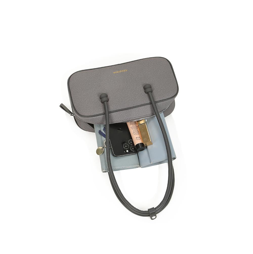 High quality PU leather bag, fashionable, casual style, large capacity.