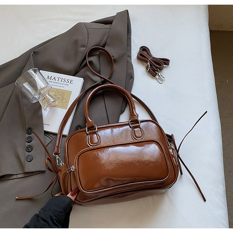 Fashionable and versatile cute handbag trendy casual shoulder messenger bag