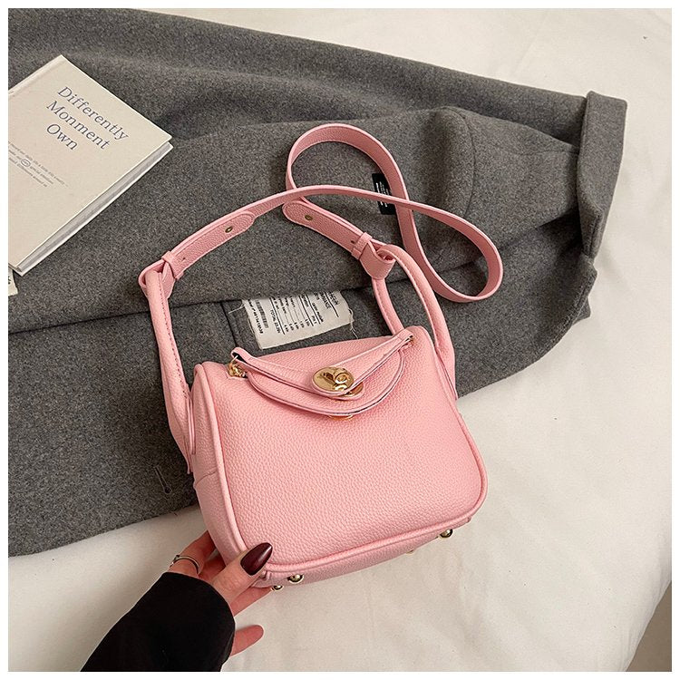High-end handbag, simple and versatile small square bag, fashionable lock design shoulder messenger bag