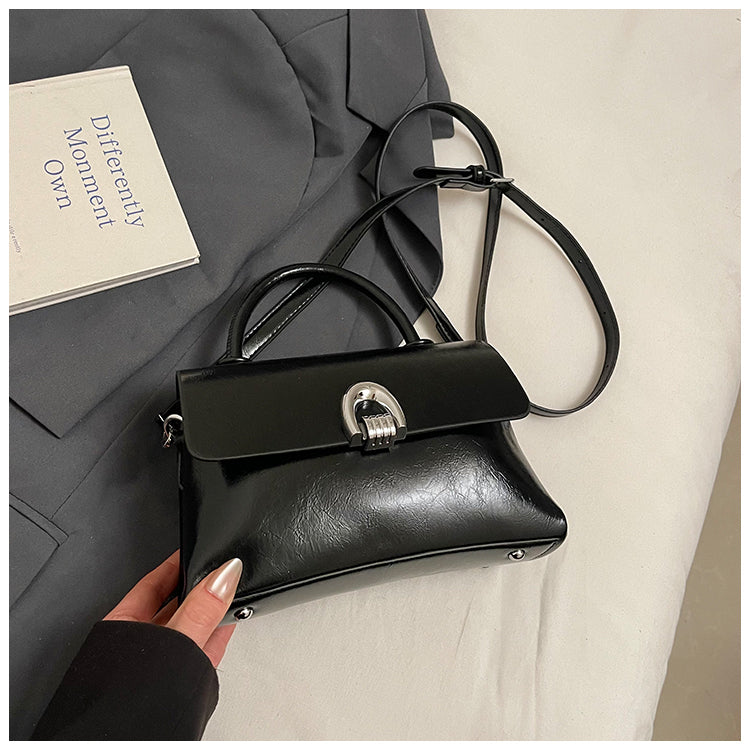 High-end retro small square handbag, new versatile shoulder and crossbody women's bag