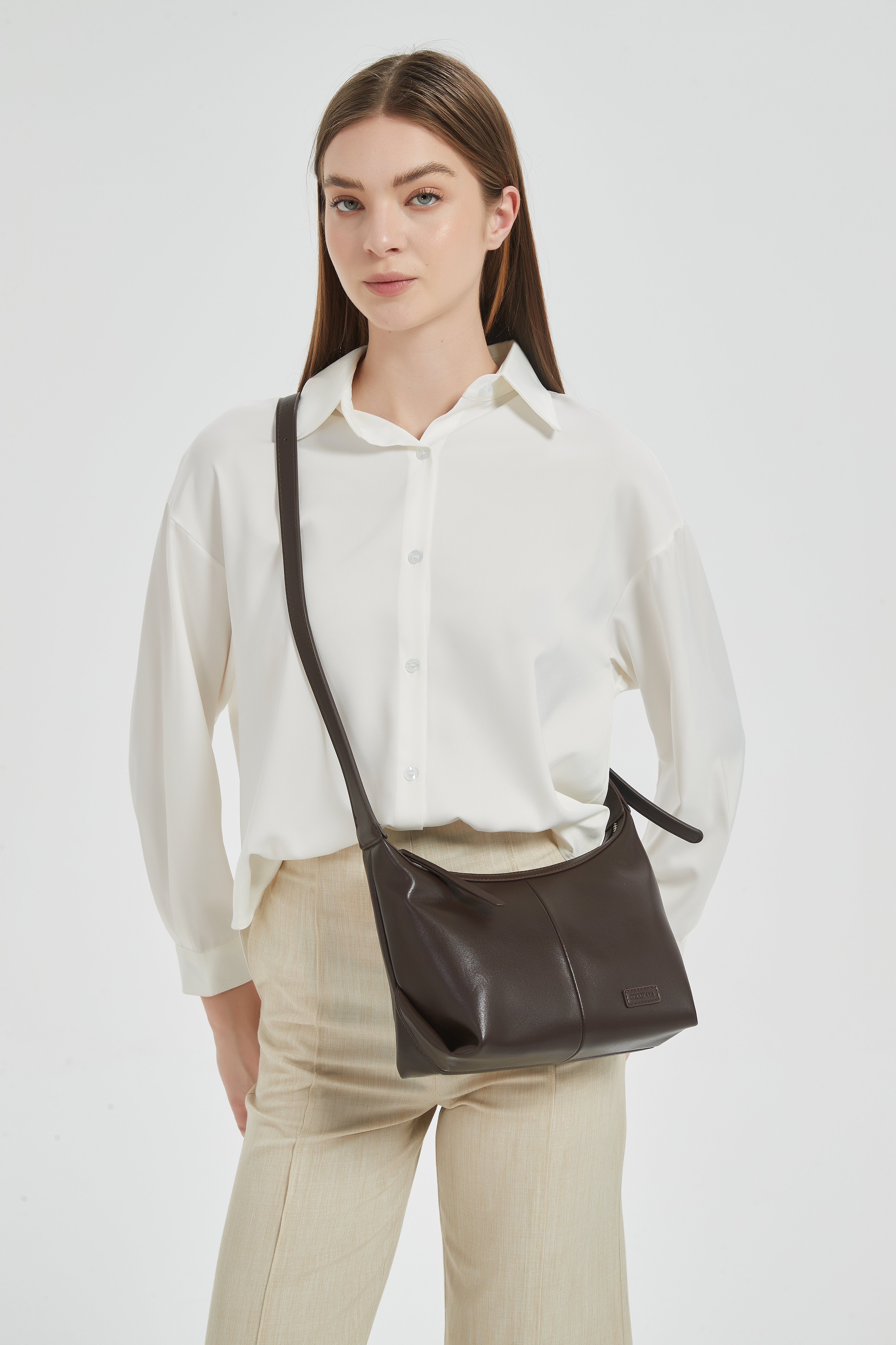Retro high-quality fashion lady PU leather shoulder large-capacity solid color leisure bag