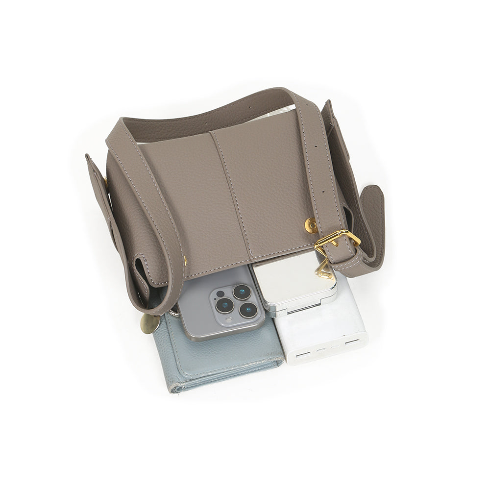 High-grade solid color bag, fashionable and versatile, large-capacity commuter shoulder messenger bag
