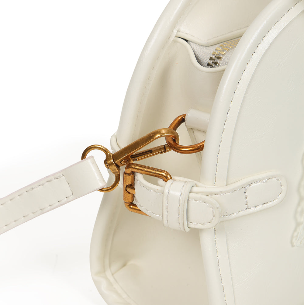 Fashionable high-quality shoulder bag with butterfly pendant, simple and casual messenger bag