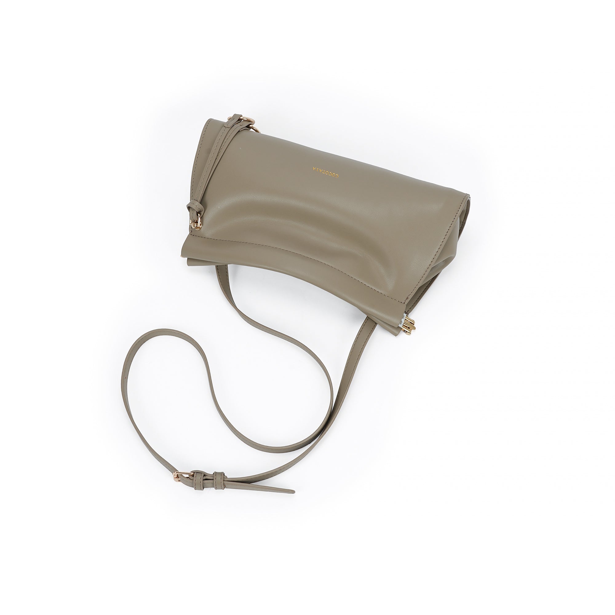 （cocotaya）Liora Bag Women's minimalist PU crossbody bag with adjustable shoulder strap, perfect for everyday wear.